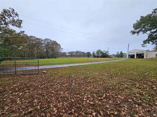 517 County Road 1944, Emory, TX 75440