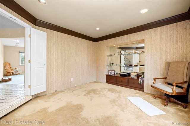 2503 Wickfield Road, West Bloomfield Charter Township, MI 48323