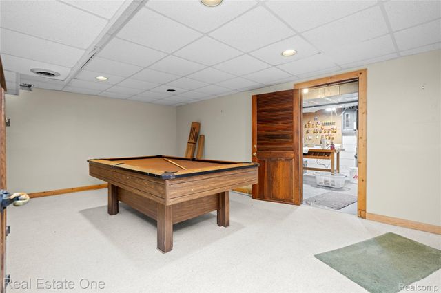 2503 Wickfield Road, West Bloomfield Charter Township, MI 48323