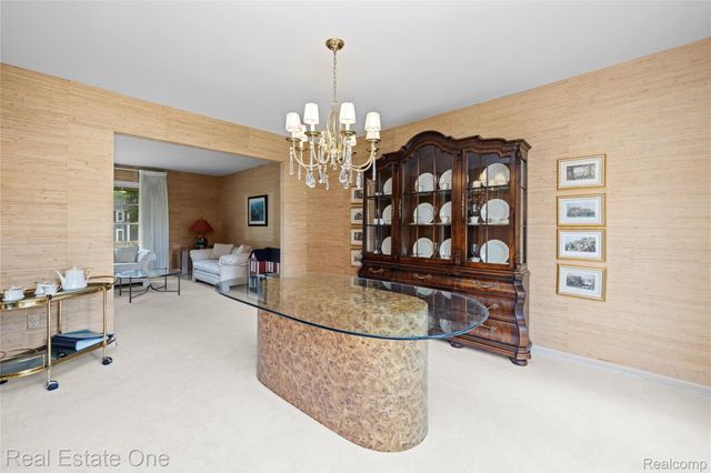2503 Wickfield Road, West Bloomfield Charter Township, MI 48323
