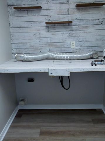 2256 Whispering Pines Boulevard, Navarre, FL 32566