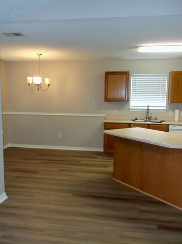 2256 Whispering Pines Boulevard, Navarre, FL 32566