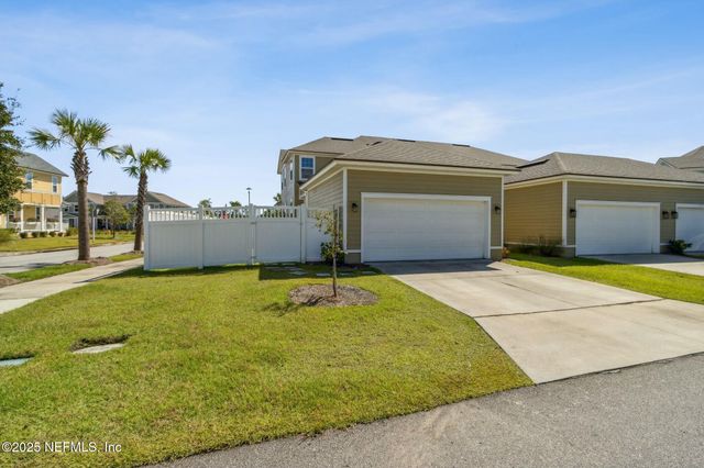 213 DAYDREAM Avenue, Yulee, FL 32097