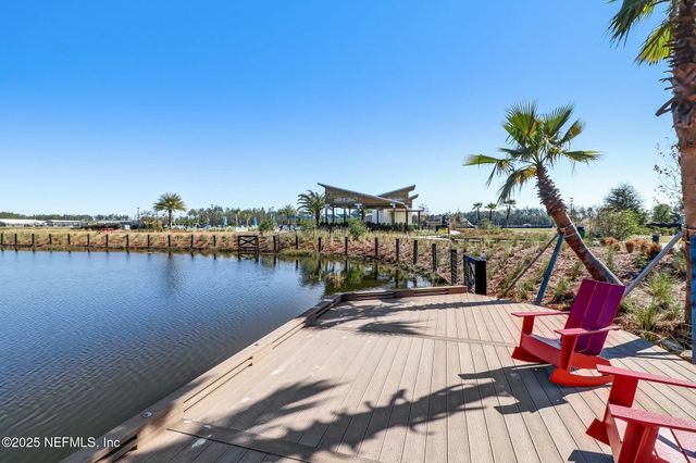 213 DAYDREAM Avenue, Yulee, FL 32097