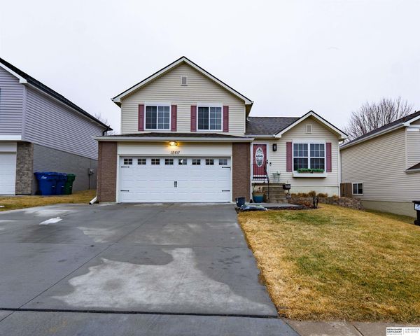 15411 Tucker Street, Bennington, NE 68007