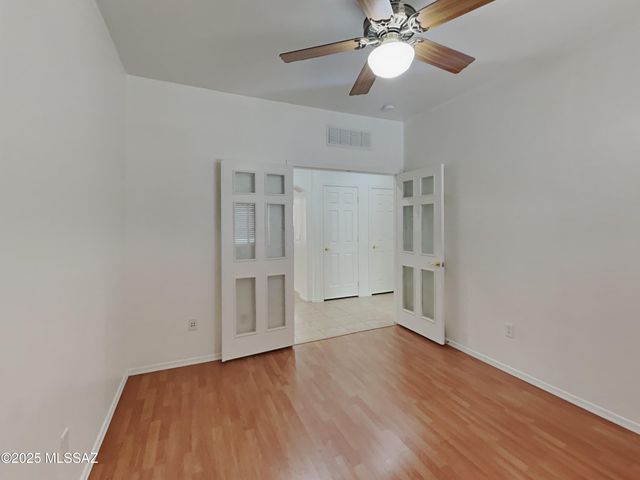 489 E Camino Rancho Seguro, Sahuarita, AZ 85629