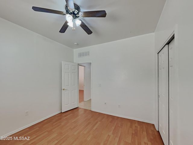 489 E Camino Rancho Seguro, Sahuarita, AZ 85629