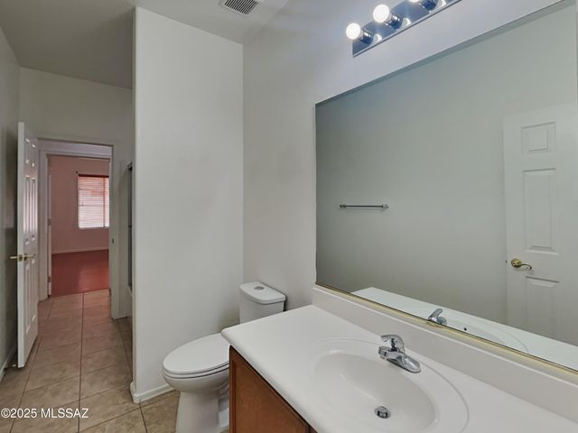 489 E Camino Rancho Seguro, Sahuarita, AZ 85629