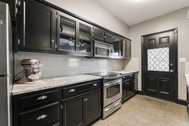 6421 Hunting Hill Lane 21, Oklahoma City, OK 73116