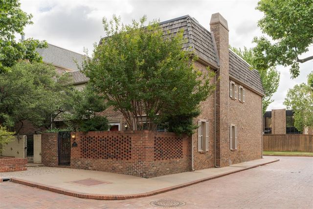 6421 Hunting Hill Lane 21, Oklahoma City, OK 73116