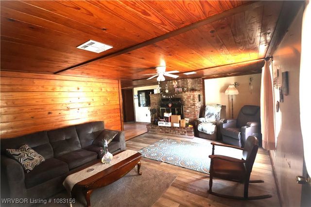 2601 N Witte, Poteau, OK 74953