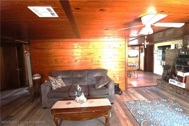 2601 N Witte, Poteau, OK 74953