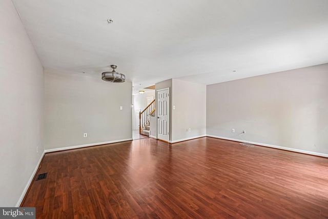 7845 FOXFARM LN, Glen Burnie, MD 21061