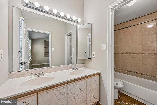 7845 FOXFARM LN, Glen Burnie, MD 21061