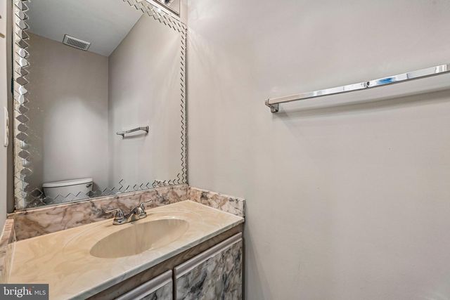 7845 FOXFARM LN, Glen Burnie, MD 21061