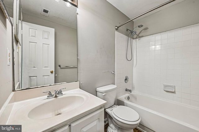 7845 FOXFARM LN, Glen Burnie, MD 21061