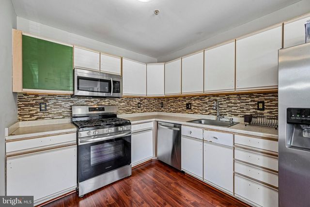 7845 FOXFARM LN, Glen Burnie, MD 21061