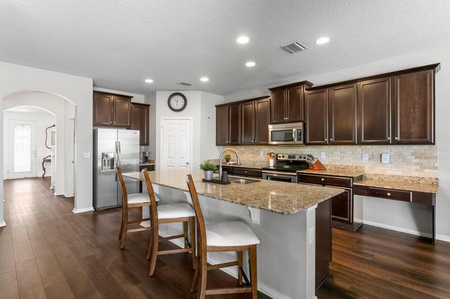 2839 MAPLE BROOK LOOP, Lutz, FL 33558