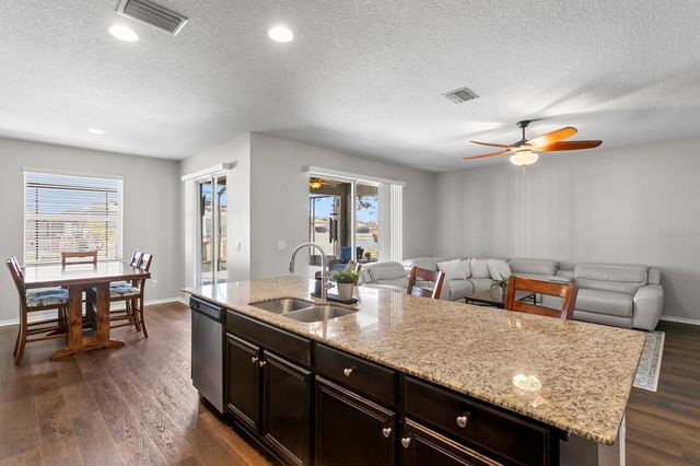 2839 MAPLE BROOK LOOP, Lutz, FL 33558