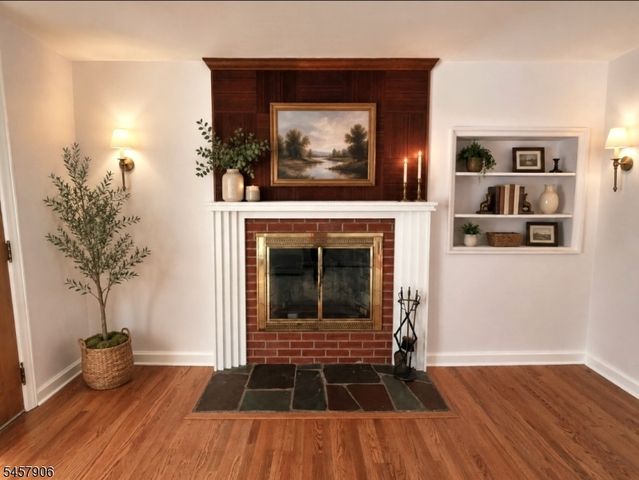 13 Den Herder Dr, Franklin Twp., NJ 08873