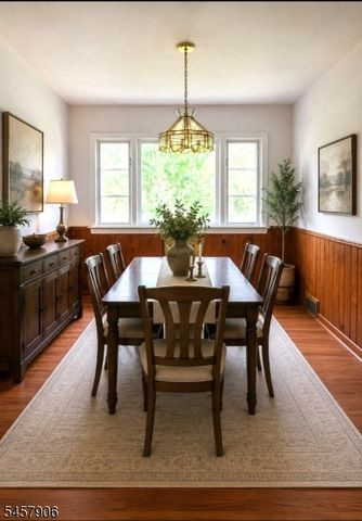 13 Den Herder Dr, Franklin Twp., NJ 08873
