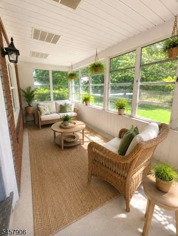 13 Den Herder Dr, Franklin Twp., NJ 08873