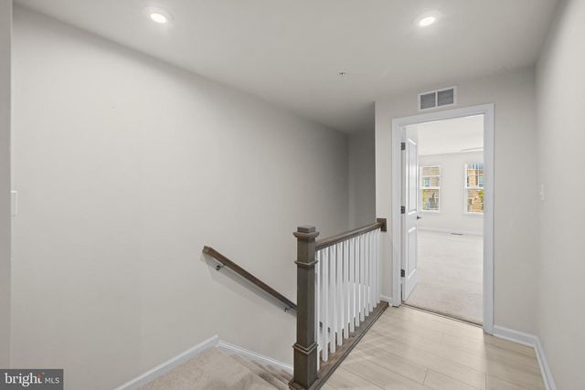 10535 JOHN GLENN ST, Lanham, MD 20706