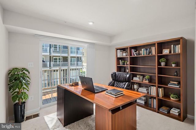 10535 JOHN GLENN ST, Lanham, MD 20706