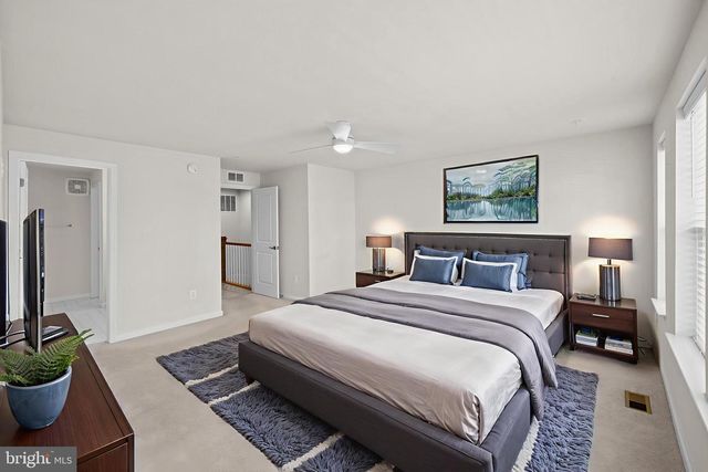 10535 JOHN GLENN ST, Lanham, MD 20706