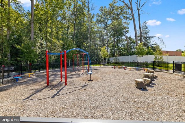 10535 JOHN GLENN ST, Lanham, MD 20706