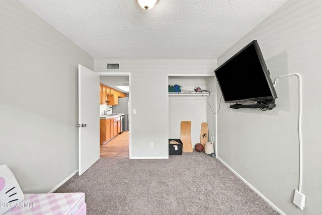 604 E DUNBAR Drive, Tempe, AZ 85282