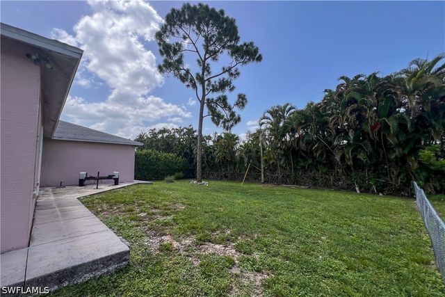 8149 Pennsylvania BLVD, Fort Myers, FL 33967