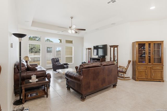 425 Foxbrook, Cibolo, TX 78108