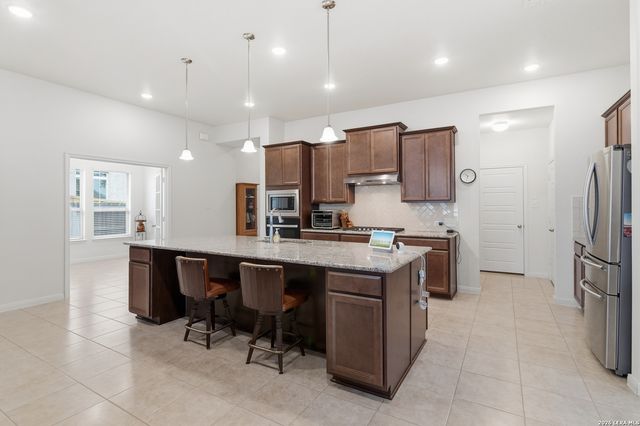 425 Foxbrook, Cibolo, TX 78108