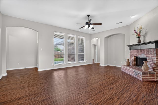 1500 Wren Street, Desoto, TX 75115
