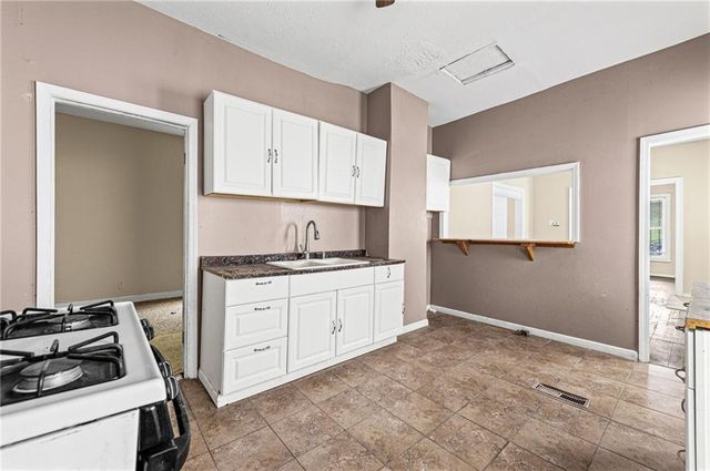 2930 Wabash Avenue, Kansas City, MO 64109
