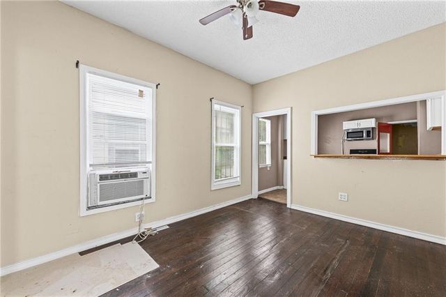 2930 Wabash Avenue, Kansas City, MO 64109
