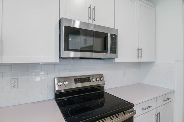 9093 PLAYERS DRIVE, Weeki Wachee, FL 34613