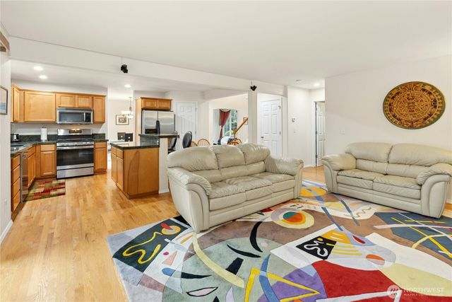 13276 124th Court NE, Kirkland, WA 98034