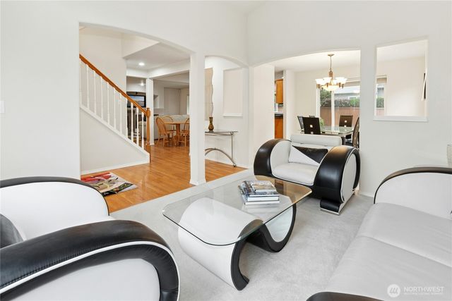 13276 124th Court NE, Kirkland, WA 98034