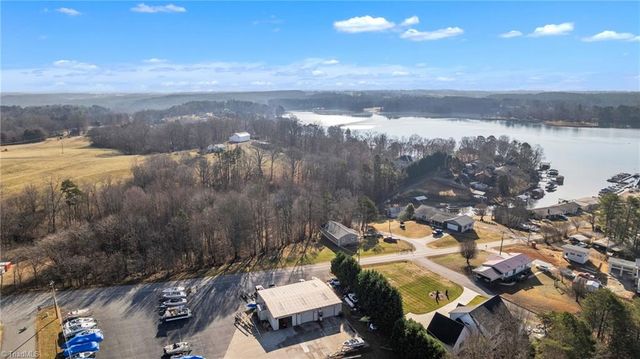 15 Mull Drive, Taylorsville, NC 28681