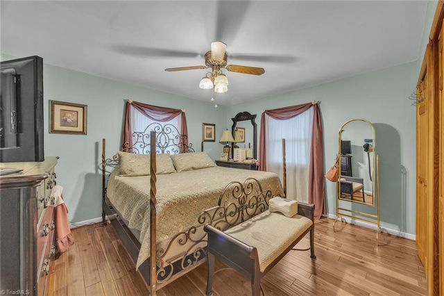 15 Mull Drive, Taylorsville, NC 28681