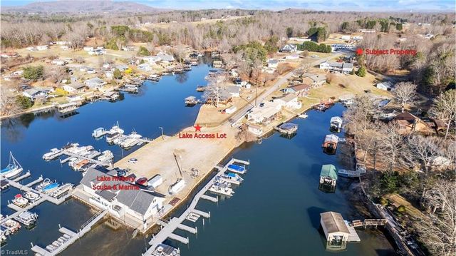 15 Mull Drive, Taylorsville, NC 28681