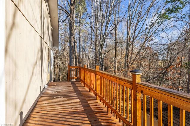 15 Mull Drive, Taylorsville, NC 28681