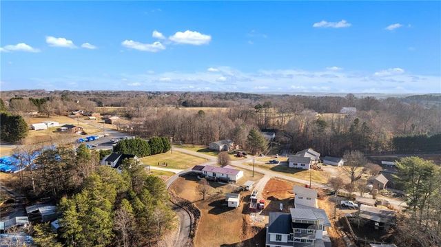 15 Mull Drive, Taylorsville, NC 28681