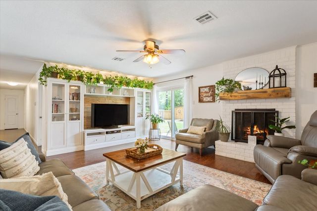 7844 Fairway Road, Woodway, TX 76712