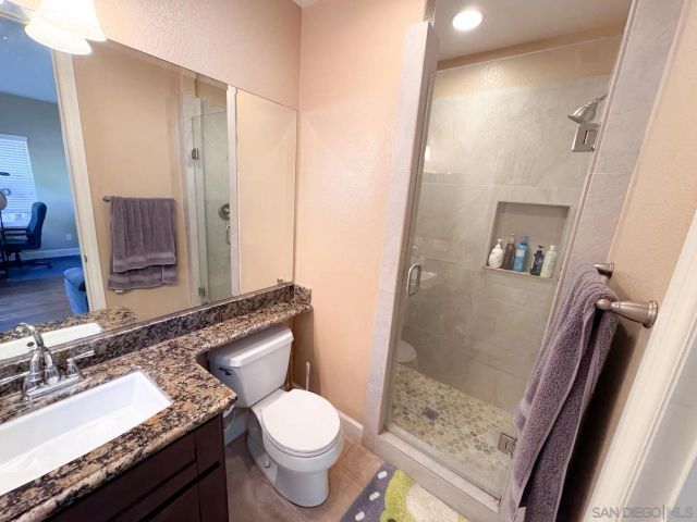 536 Quail Pointe Lane, Encinitas, CA 92024