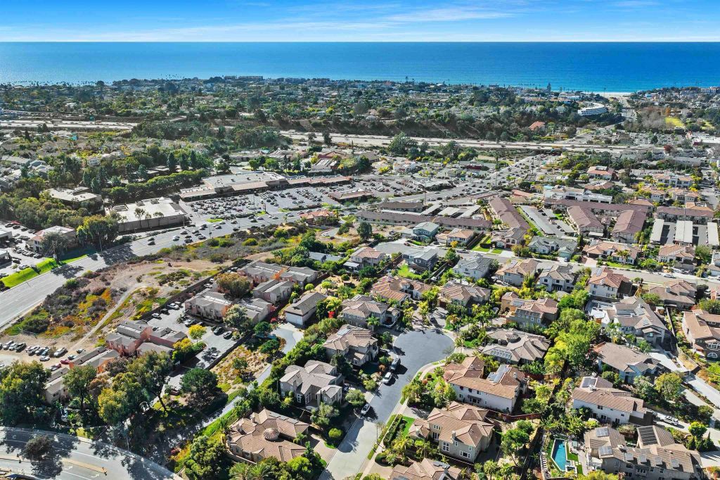 536 Quail Pointe Lane, Encinitas, CA 92024