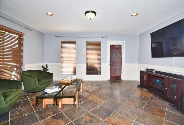 2515 Glenn Lakes Lane, Missouri City, TX 77459