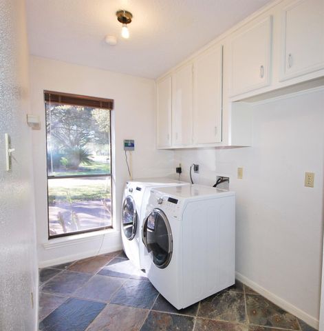 2515 Glenn Lakes Lane, Missouri City, TX 77459